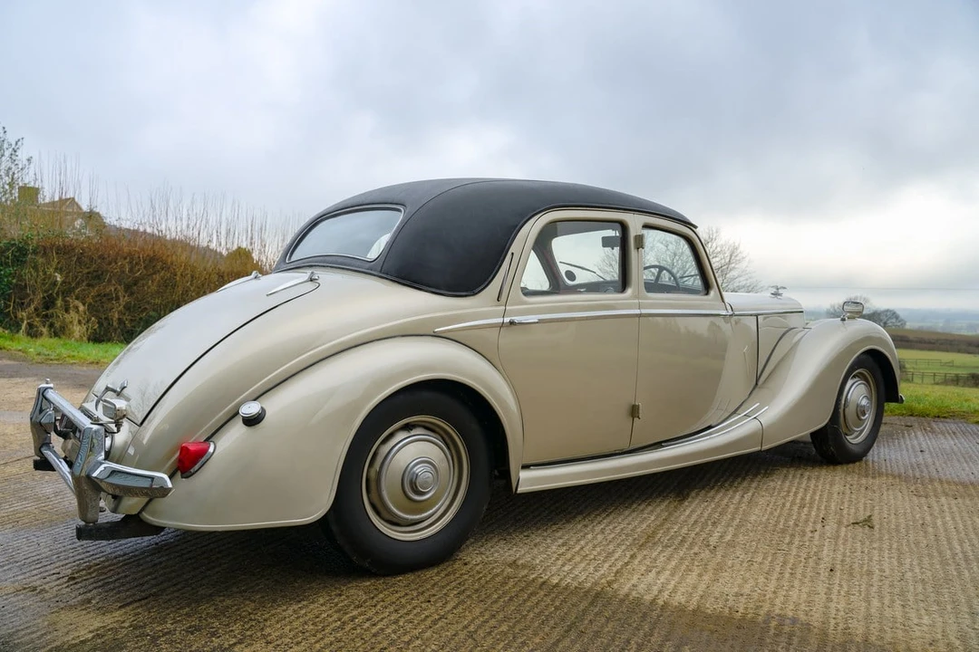 1953 Riley - Image 6 of 30