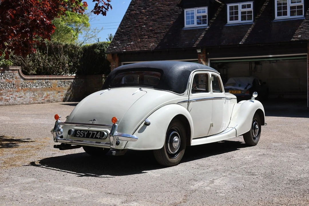 1953 Riley - Image 4 of 30