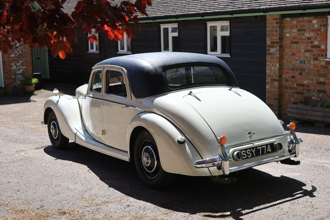 1953 Riley - Image 9 of 30