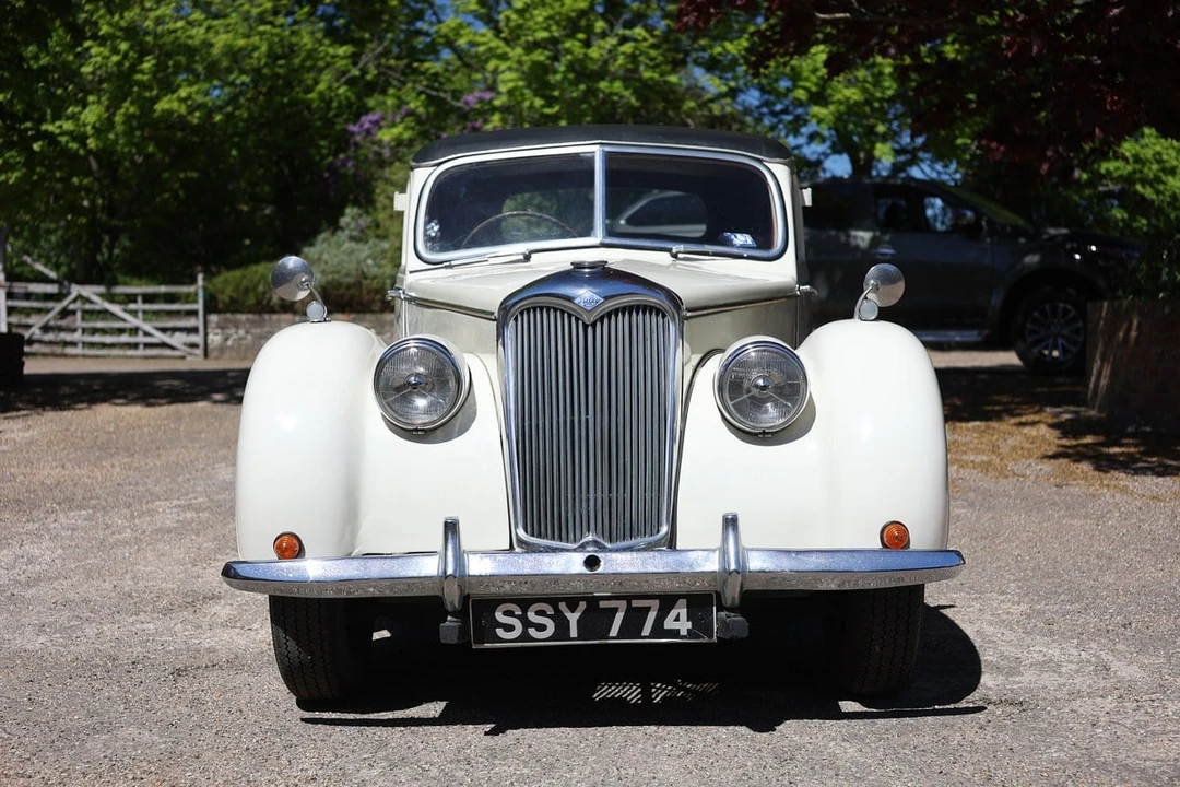 1953 Riley - Image 2 of 30