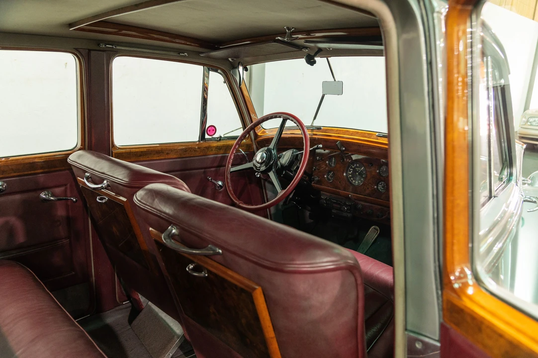 1953 Rolls-Royce Silver Dawn - Image 25 of 31