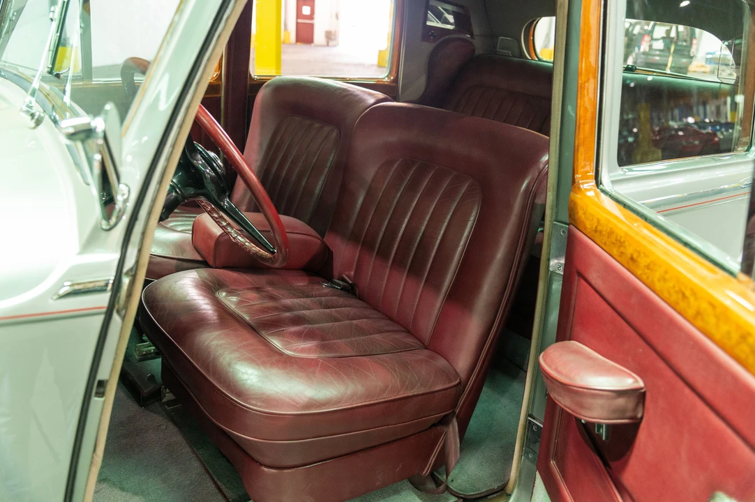 1953 Rolls-Royce Silver Dawn - Image 8 of 31