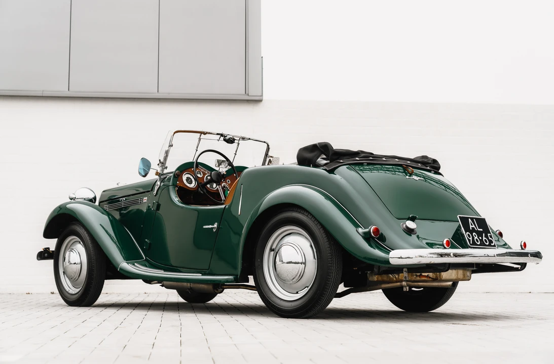 1953 Singer - Image 14 of 31