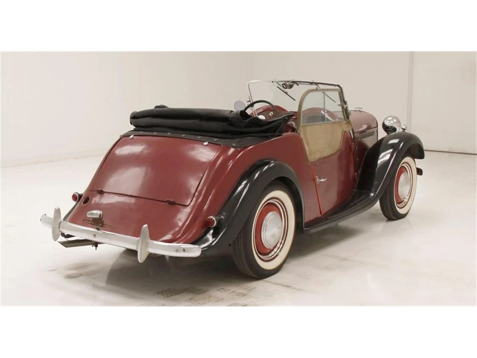 1953 Singer - Image 4 of 31