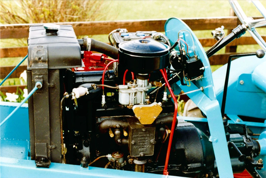 1953 Singer - Image 2 of 3