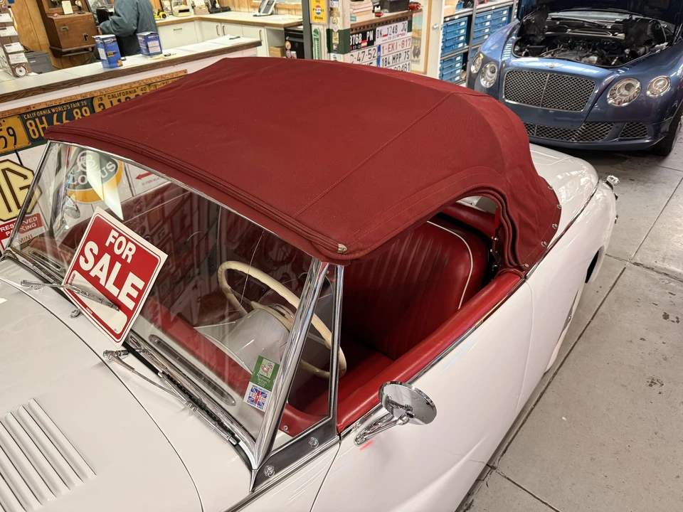 1953 Sunbeam Alpine - Image 27 of 31