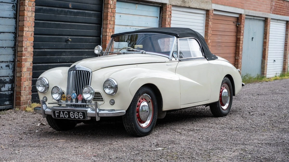1953 Sunbeam Alpine - Image 11 of 30