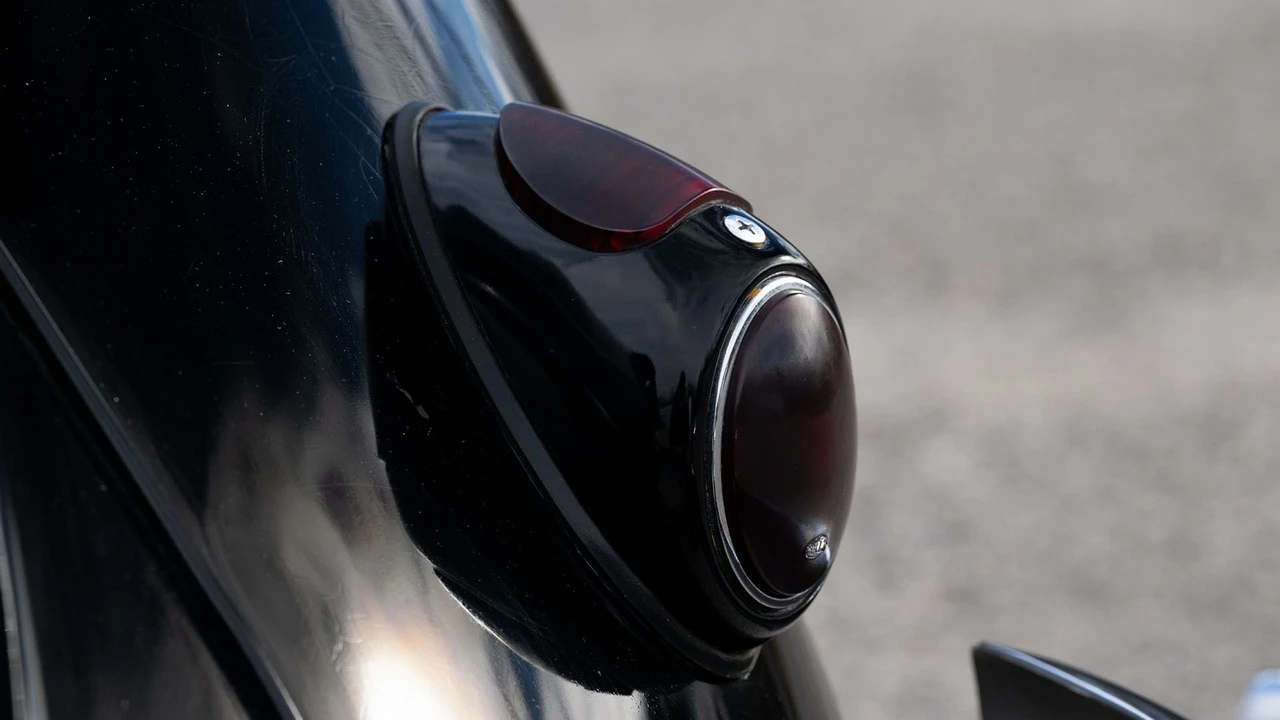 1953 Volkswagen Beetle (Split Window) - Image 5 of 31