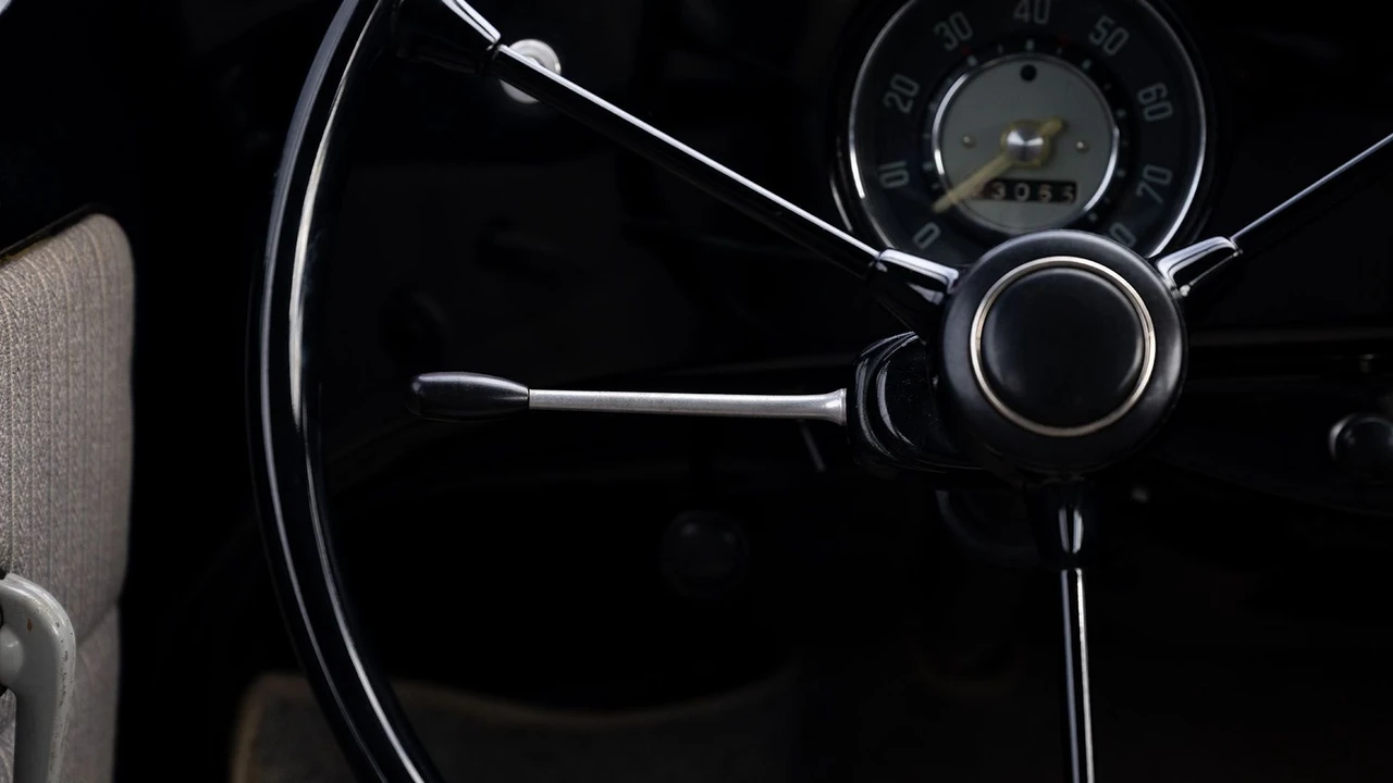 1953 Volkswagen Beetle (Split Window) - Image 30 of 31