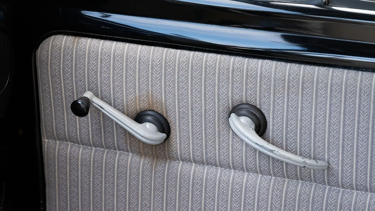 1953 Volkswagen Beetle (Split Window) - Image 13 of 31