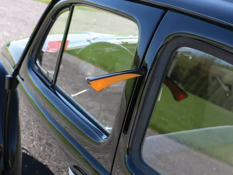 1953 Volkswagen Beetle (Split Window) - Image 10 of 15