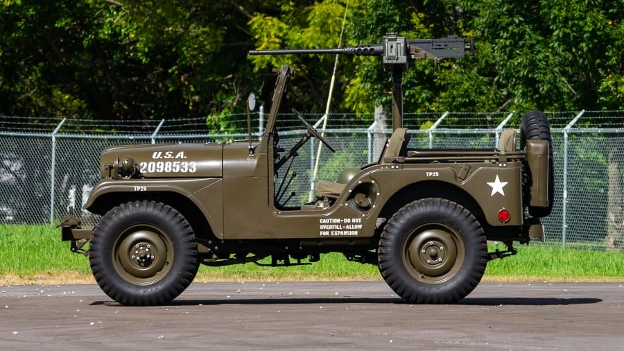 1953 Willys M38 & M38A1 - Image 2 of 12