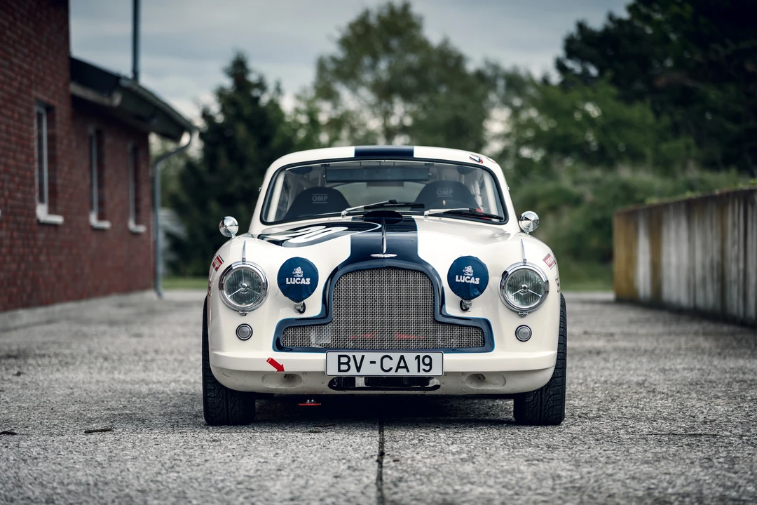 1954 Aston Martin DB1 & DB2 & DB2/4 & DB Mark III - Image 5 of 27