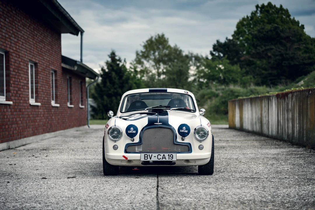 1954 Aston Martin DB1 & DB2 & DB2/4 & DB Mark III - Image 10 of 27