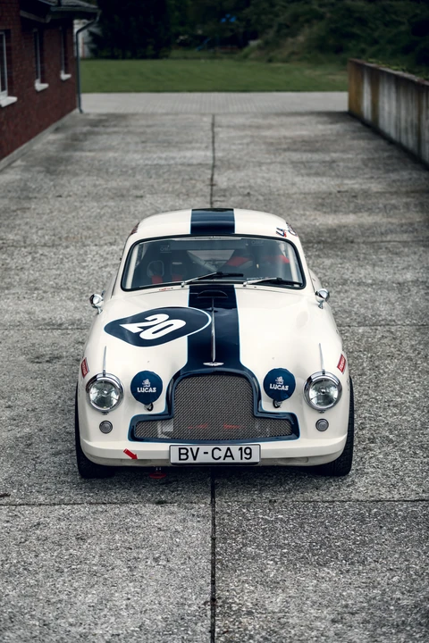 1954 Aston Martin DB1 & DB2 & DB2/4 & DB Mark III - Image 22 of 27