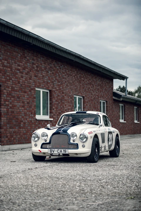 1954 Aston Martin DB1 & DB2 & DB2/4 & DB Mark III - Image 23 of 27
