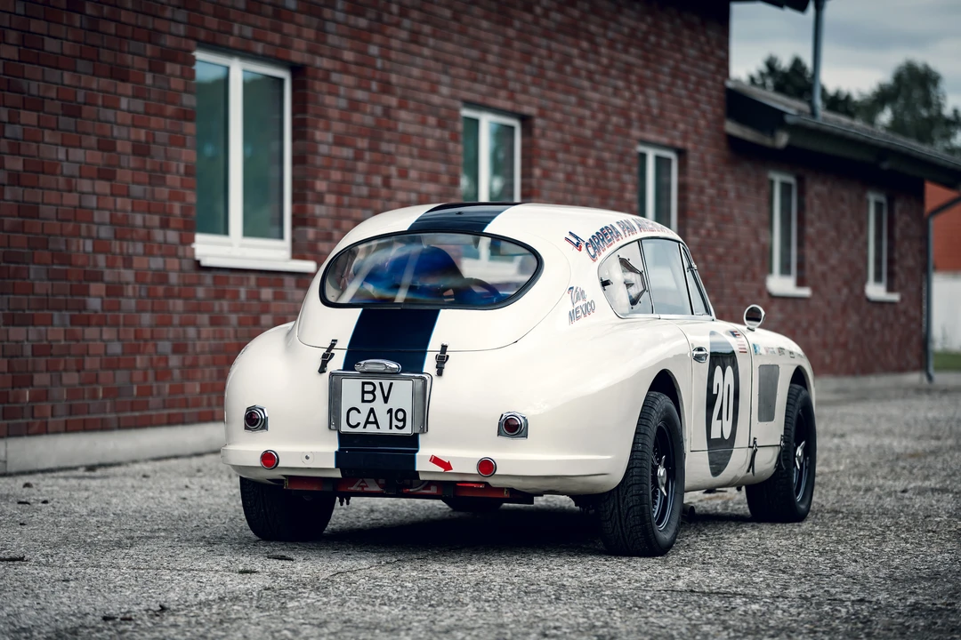 1954 Aston Martin DB1 & DB2 & DB2/4 & DB Mark III - Image 8 of 27