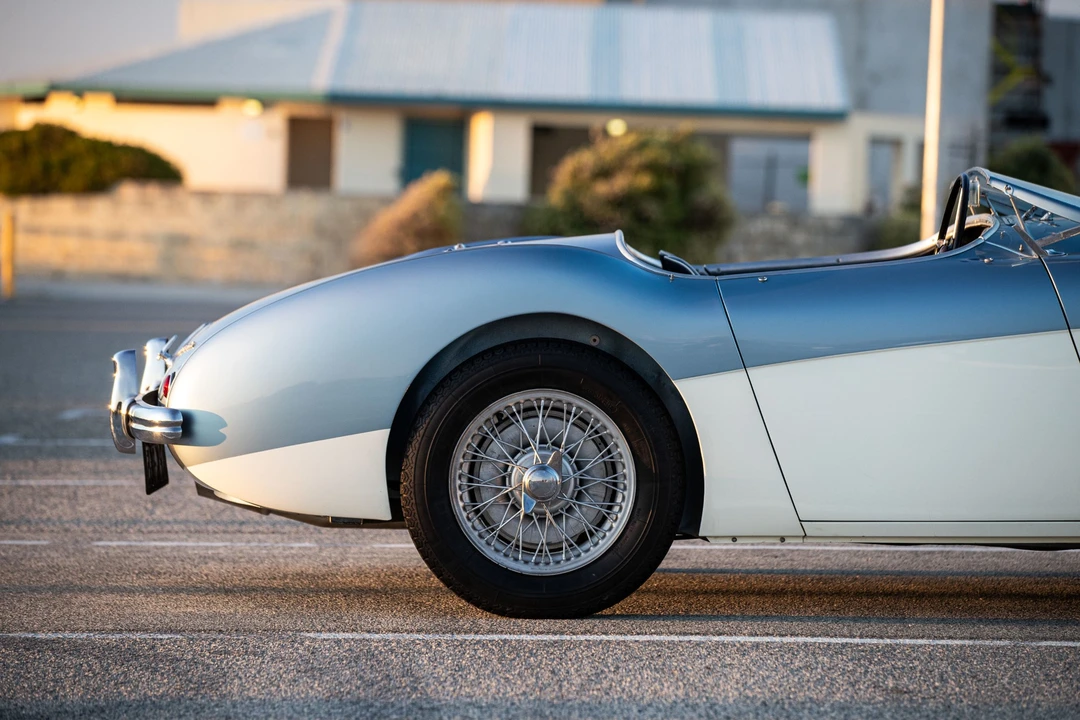 1954 Austin-Healey 100 - Image 8 of 31