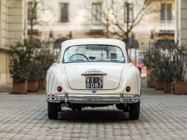 1954 Alfa Romeo 1900 - Image 10 of 31