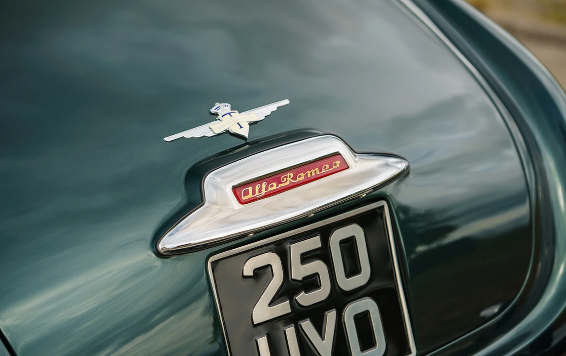 1954 Alfa Romeo 1900 - Image 15 of 16