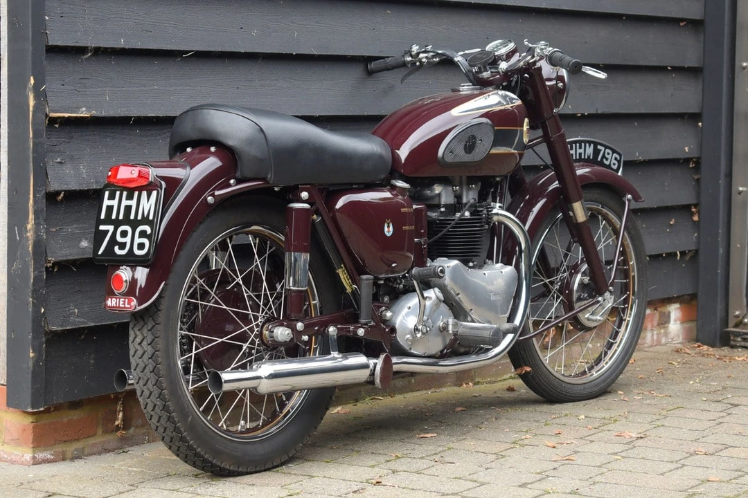 1954 Ariel Motorcycles - Image 8 of 30