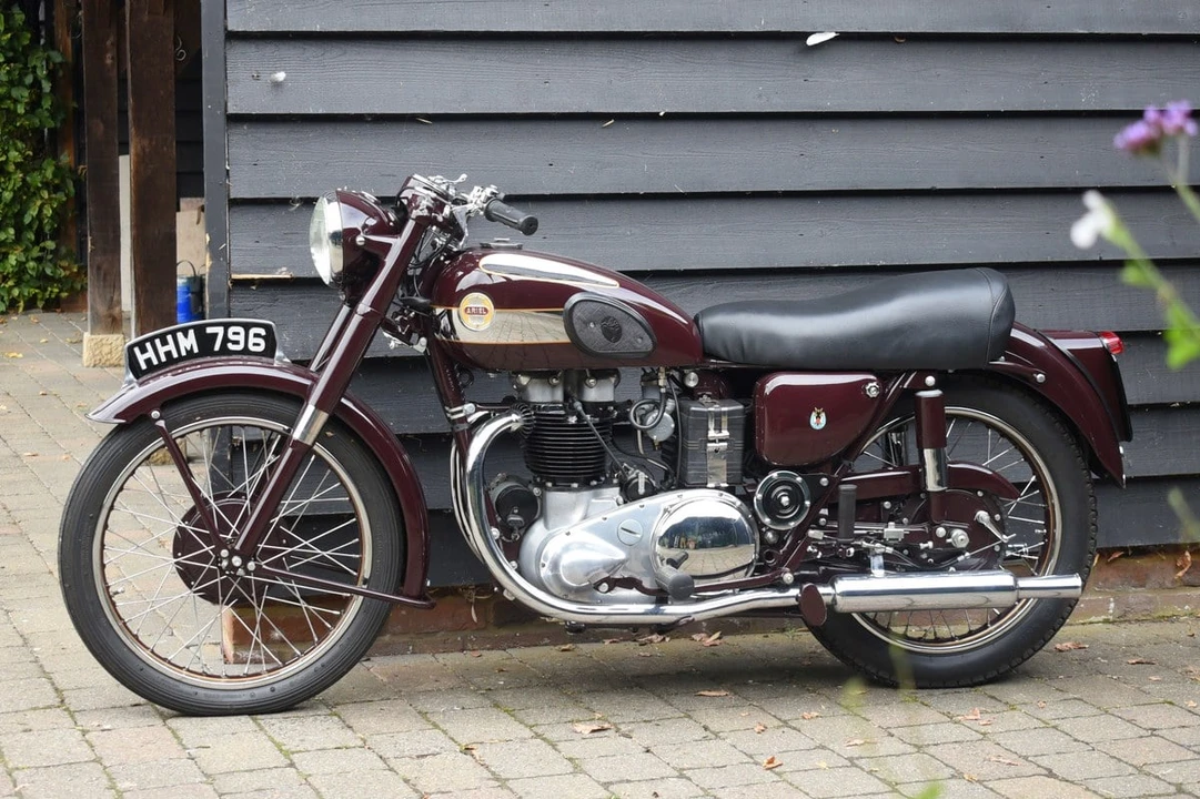 1954 Ariel Motorcycles - Image 2 of 30