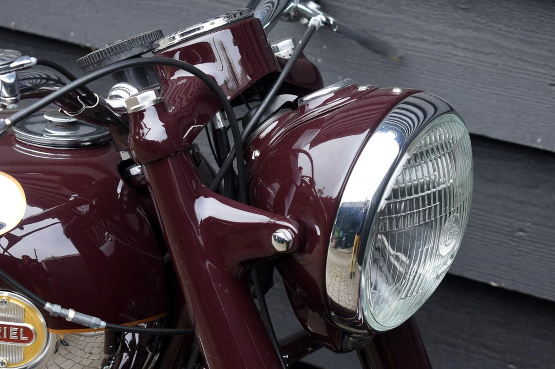 1954 Ariel Motorcycles - Image 22 of 30