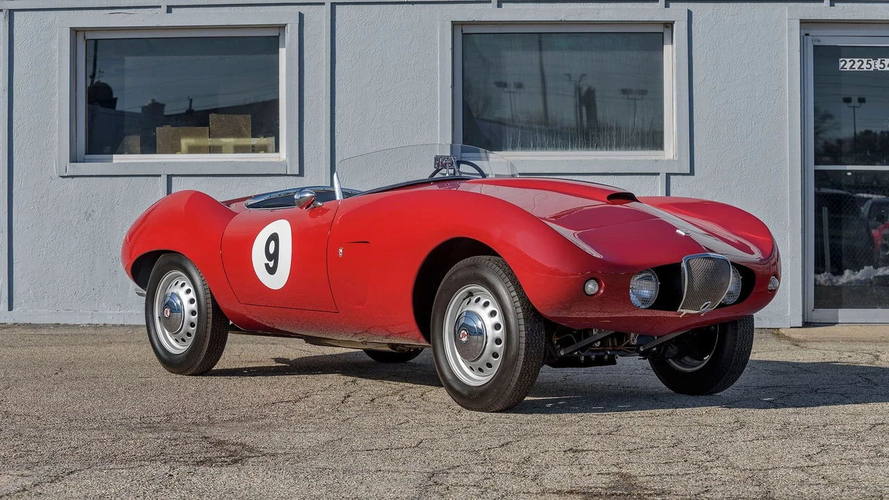 1954 Arnolt - Image 10 of 31