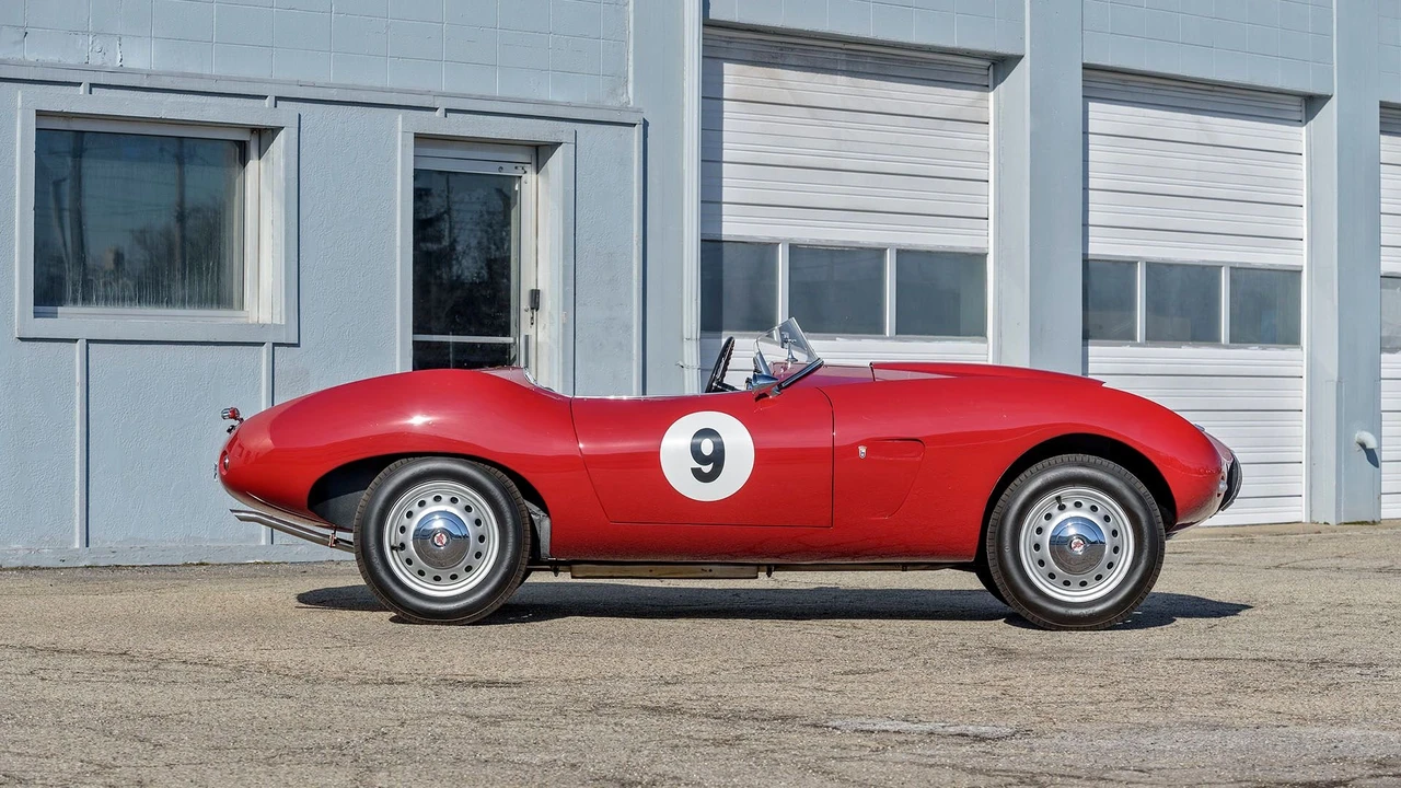 1954 Arnolt - Image 3 of 31