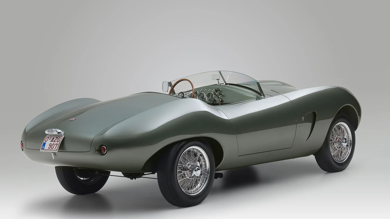 1954 Arnolt - Image 3 of 31