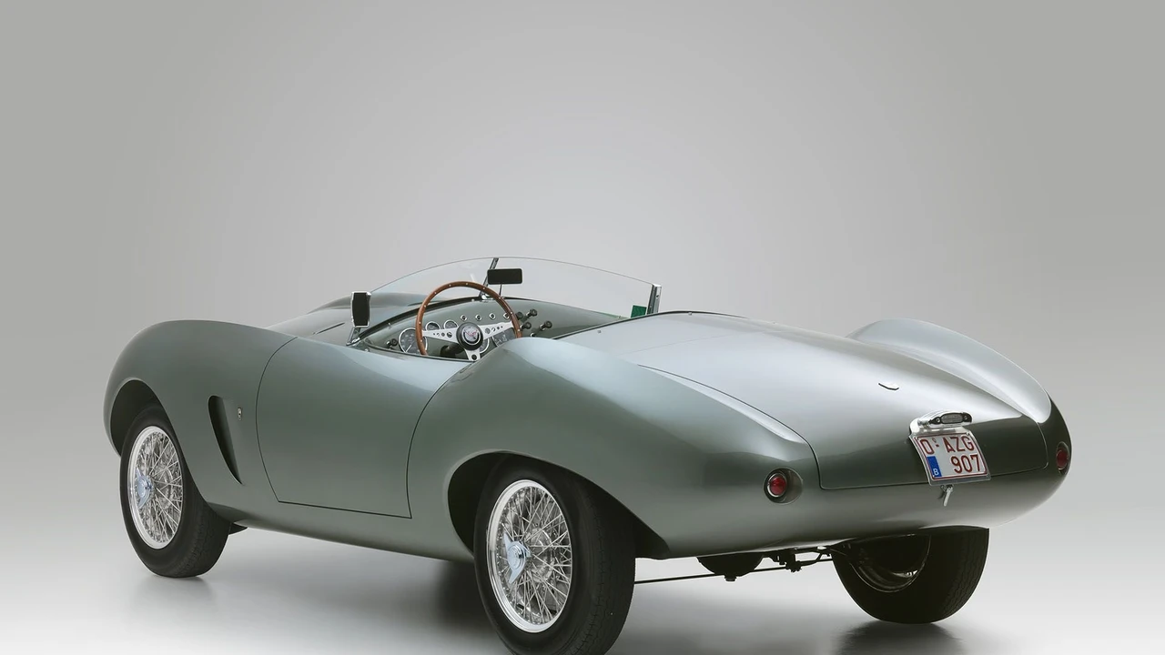 1954 Arnolt - Image 5 of 31