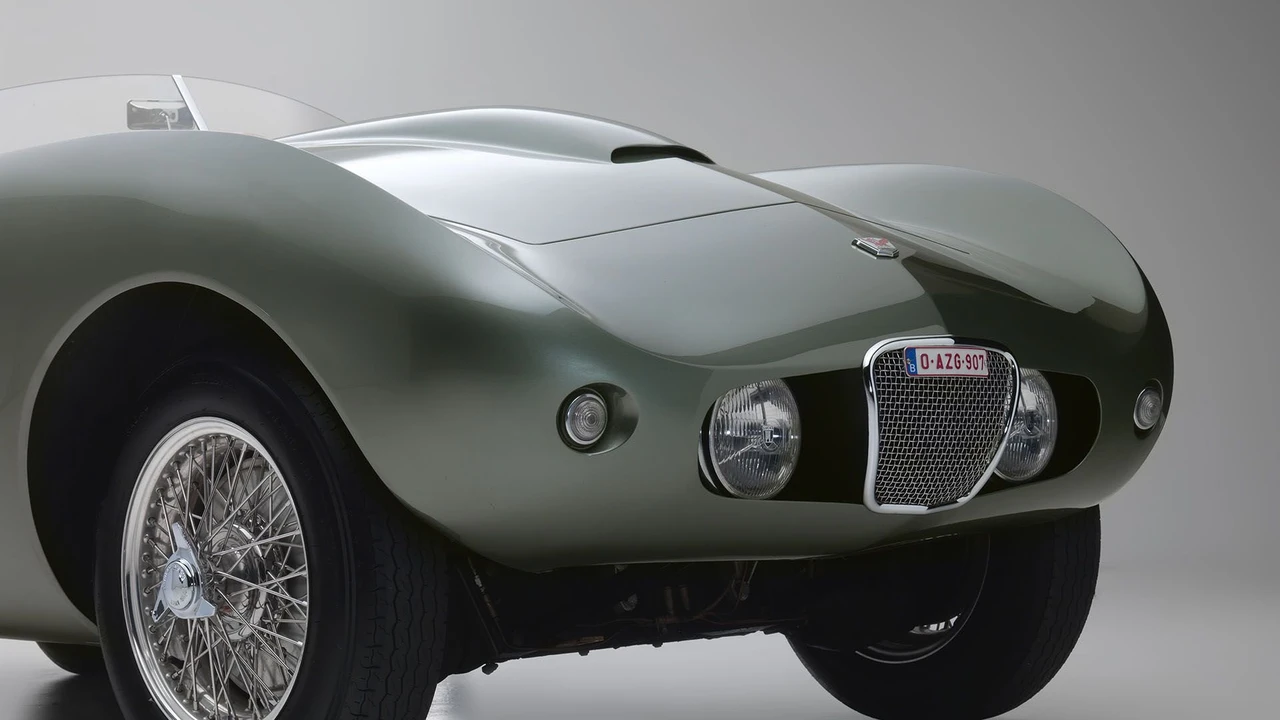 1954 Arnolt - Image 13 of 31