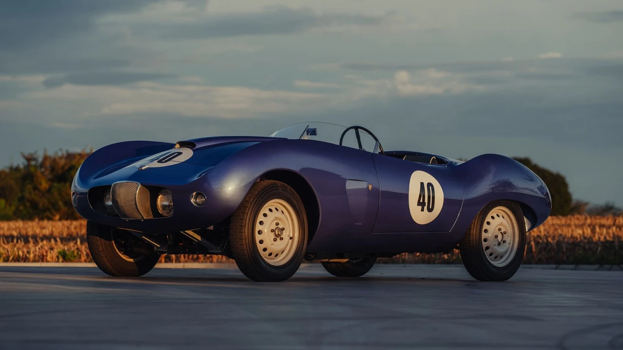 1954 Arnolt - Image 16 of 31