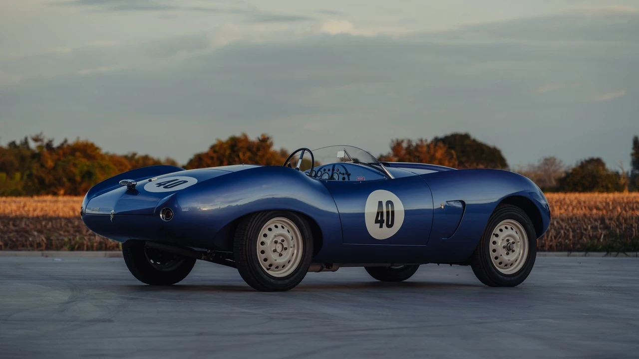 1954 Arnolt - Image 3 of 31