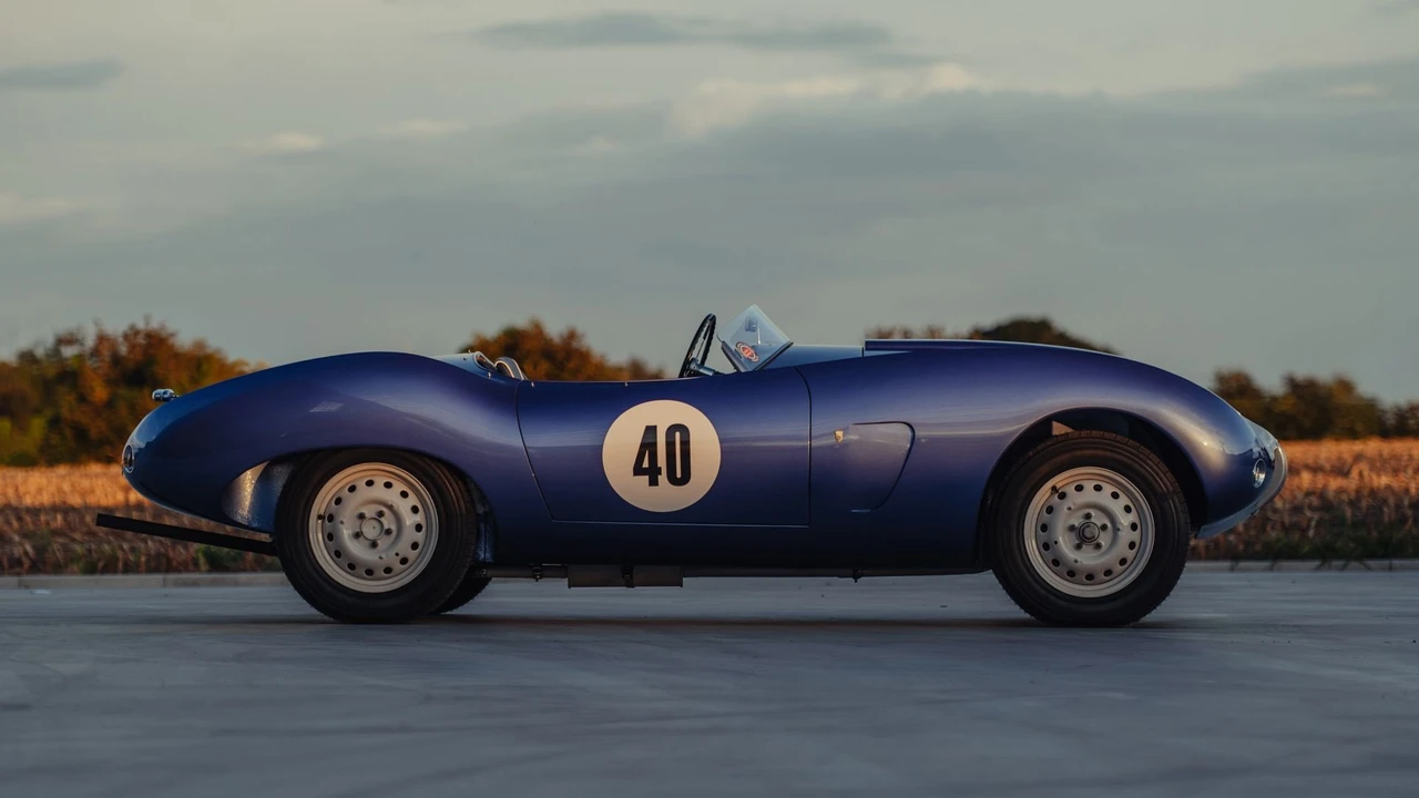 1954 Arnolt - Image 4 of 31