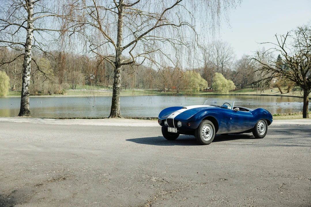 1954 Arnolt - Image 2 of 31