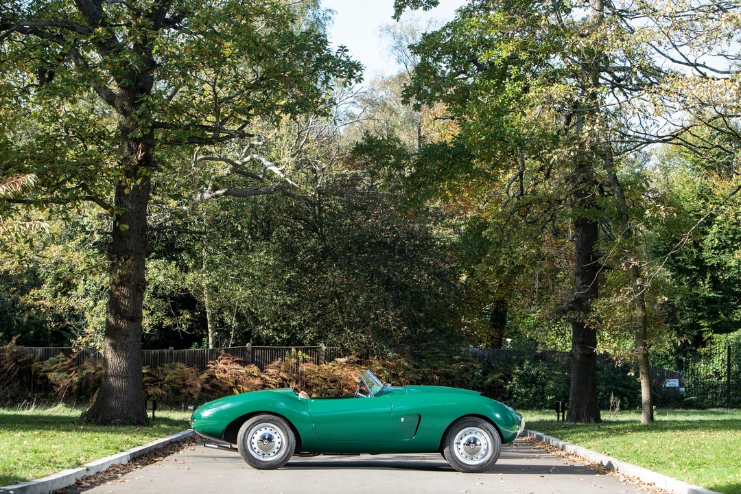 1954 Arnolt - Image 3 of 31