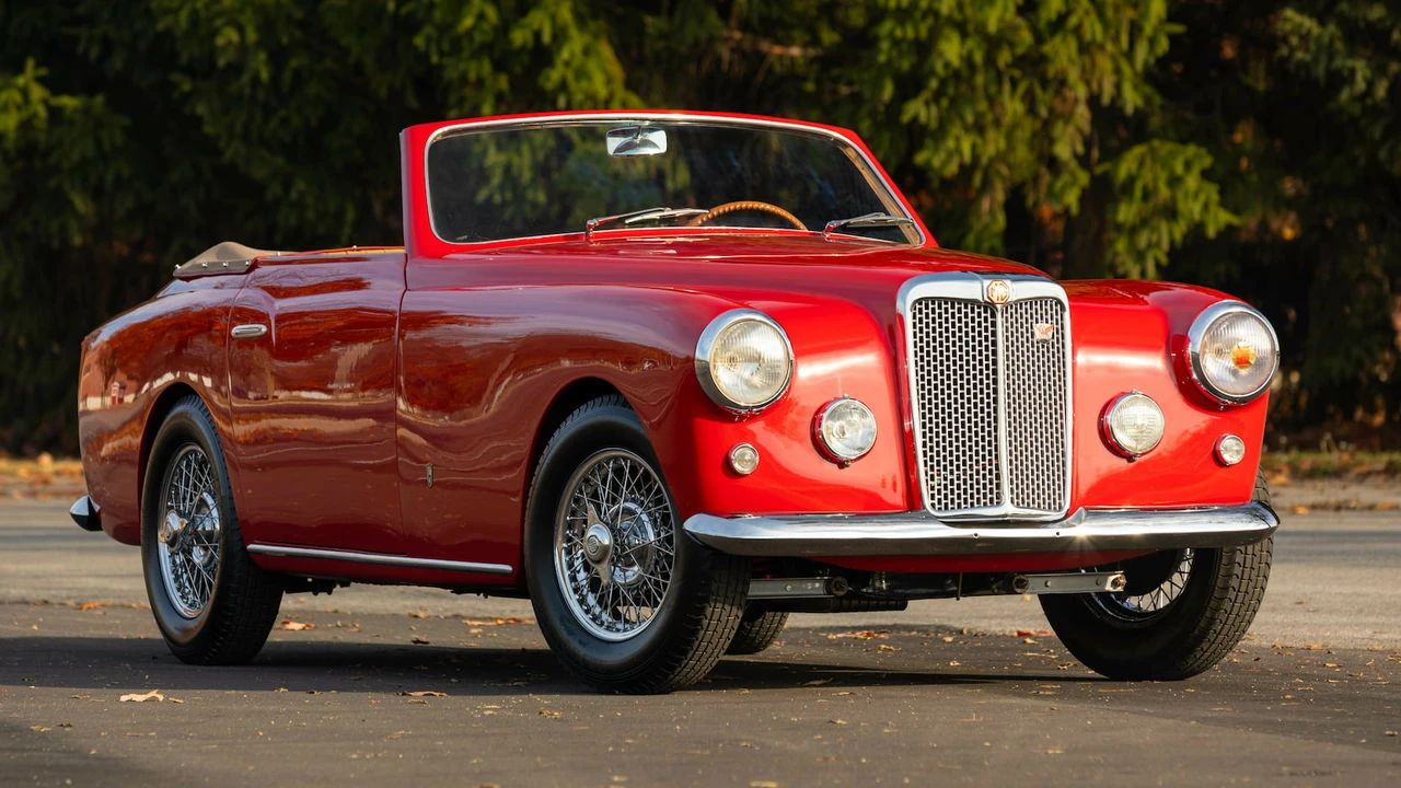 1954 Arnolt - Image 12 of 31
