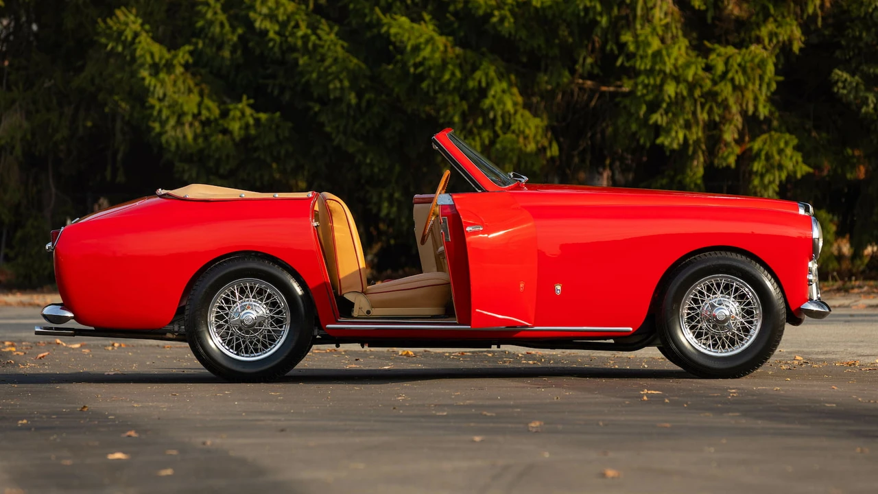 1954 Arnolt - Image 8 of 31