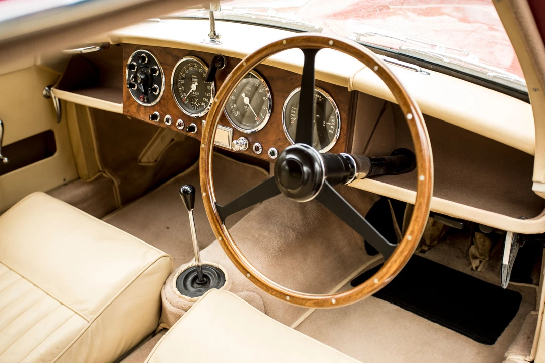 1954 Aston Martin DB1 & DB2 & DB2/4 & DB Mark III - Image 15 of 23