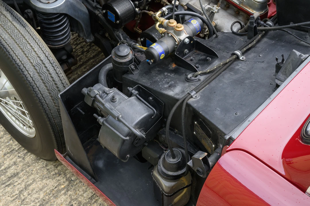 1954 Aston Martin DB1 & DB2 & DB2/4 & DB Mark III - Image 23 of 31