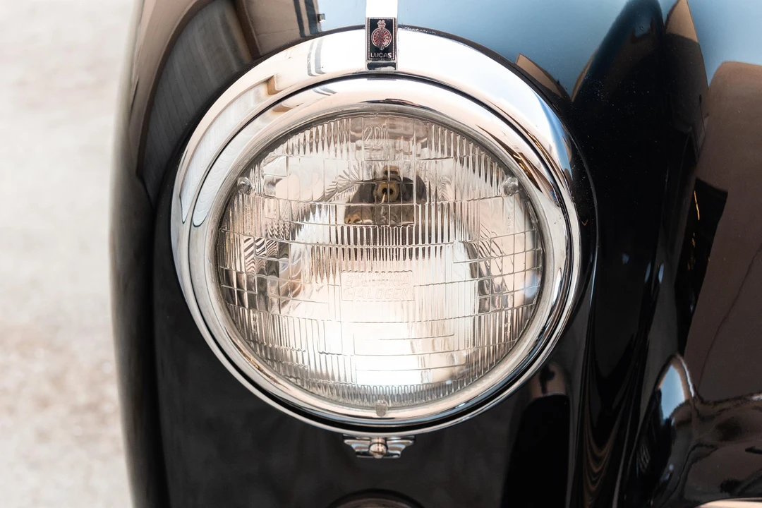 1954 Aston Martin DB1 & DB2 & DB2/4 & DB Mark III - Image 26 of 31