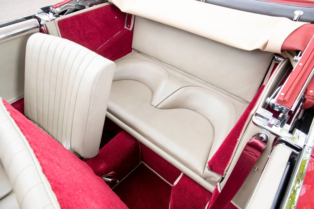 1954 Aston Martin DB1 & DB2 & DB2/4 & DB Mark III - Image 18 of 31