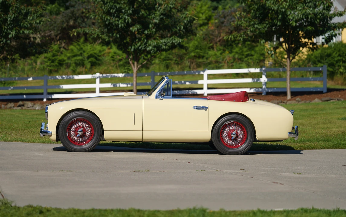 1954 Aston Martin DB1 & DB2 & DB2/4 & DB Mark III - Image 9 of 12