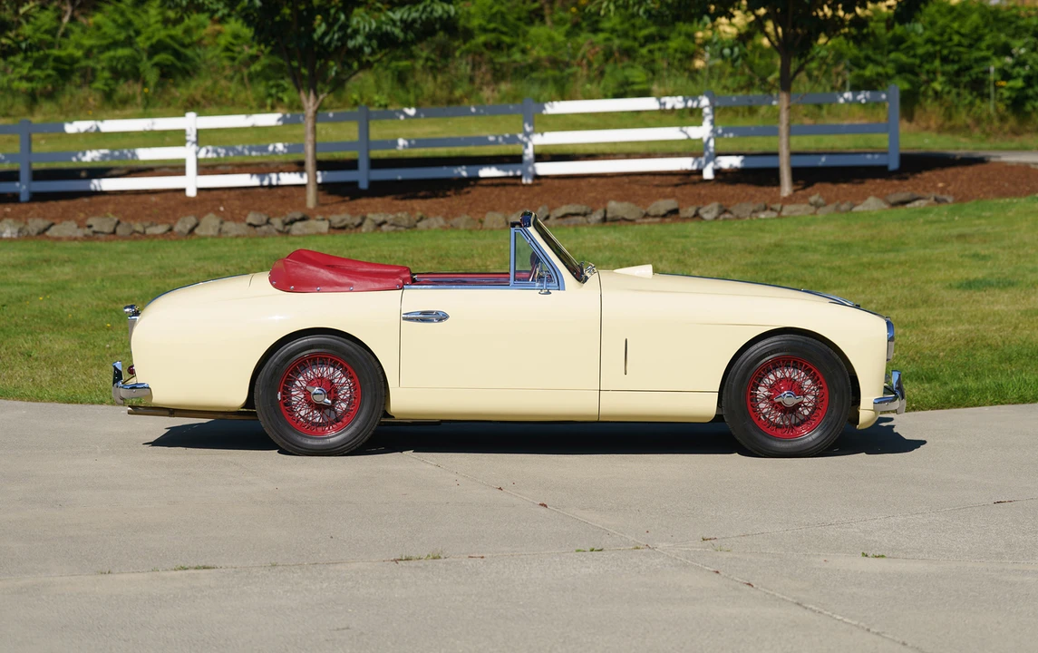 1954 Aston Martin DB1 & DB2 & DB2/4 & DB Mark III - Image 2 of 12