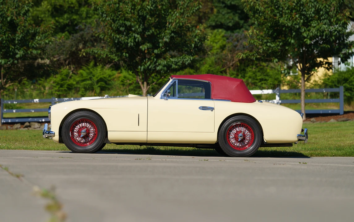 1954 Aston Martin DB1 & DB2 & DB2/4 & DB Mark III - Image 8 of 12