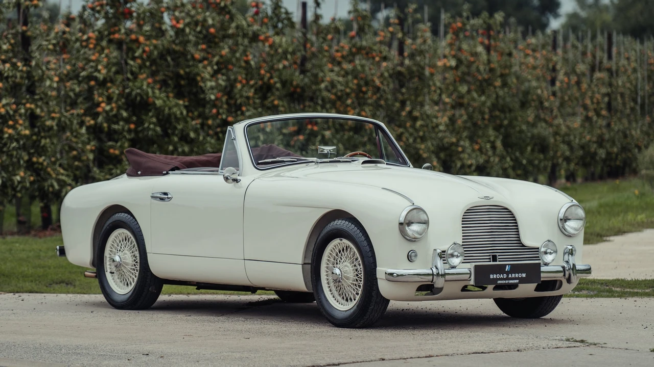 1954 Aston Martin DB1 & DB2 & DB2/4 & DB Mark III - Image 13 of 31