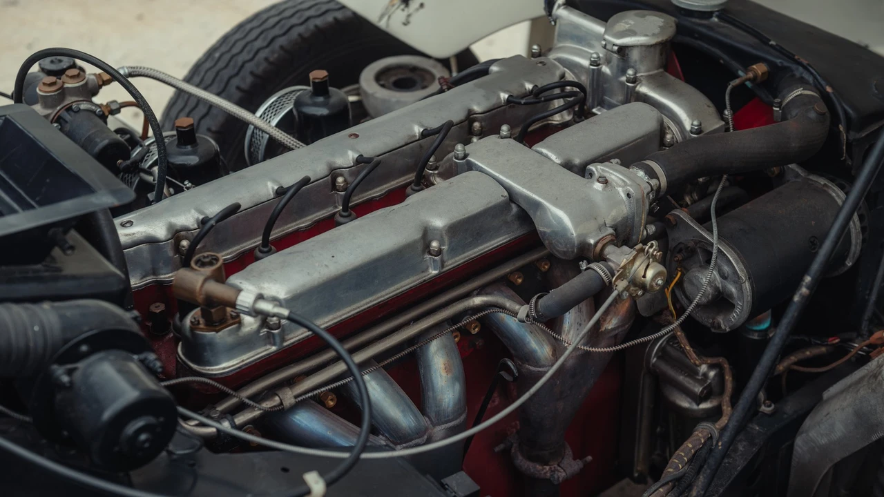 1954 Aston Martin DB1 & DB2 & DB2/4 & DB Mark III - Image 7 of 31