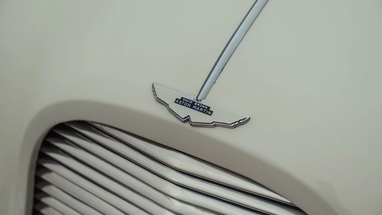 1954 Aston Martin DB1 & DB2 & DB2/4 & DB Mark III - Image 25 of 31