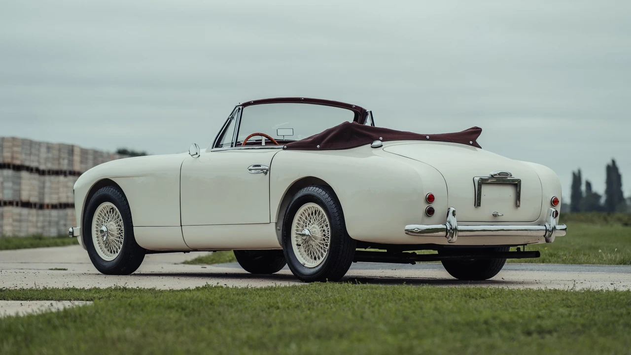 1954 Aston Martin DB1 & DB2 & DB2/4 & DB Mark III - Image 21 of 31